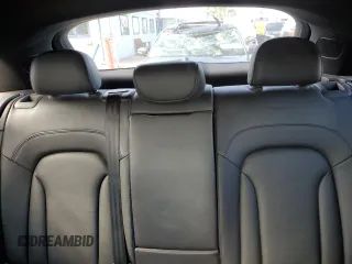 2018 Audi Q3 Premium z VIN WA1BCCFS7JR003141, wystawiony jako Copart lot #55787985 z przebiegiem 53 193 mil mil oraz Szkoda całkowita • Salvage title. Historia ofert i sprzedaży dostępna na DreamBid. Obrazek 10.
