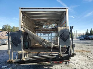 2020 Isuzu NRR IBT z VIN JALE5W165L7306294, wystawiony jako Copart lot #86615774 z przebiegiem Nie podano mil oraz Szkody całkowita. Historia ofert i sprzedaży dostępna na DreamBid. Obrazek 6.