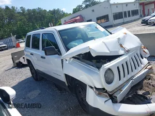 2013 Jeep Patriot Sport z VIN 1C4NJPBA4DD130489, wystawiony jako IAAI lot #42270017 z przebiegiem 165 773 mil mil oraz . Historia ofert i sprzedaży dostępna na DreamBid. Obrazek 13.