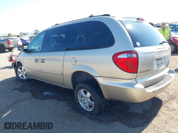 2005 Dodge Caravan SXT with VIN 2D8GP44L05R459369, listed as a IAAI auction lot 42638057 with 76,777 mi miles and . Bid and sale history available at DreamBid. Image 3.