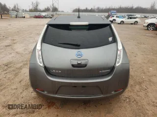 2015 Nissan LEAF SV with VIN 1N4AZ0CPXFC330745, listed as a Copart auction lot 71260442 with 77,152 mi miles. Bid and sale history available at carsss.com. Image 6.