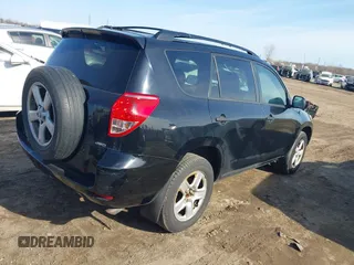 2008 Toyota RAV4 with VIN JTMBD35V285158647, listed as a IAAI auction lot 41767020 with 186,771 mi miles. Bid and sale history available at carsss.com. Image 4.