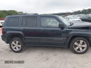 2014 Jeep Patriot Latitude with VIN 1C4NJRFB3ED551622, listed as a IAAI auction lot 40917179 with 109,856 mi miles. Bid and sale history available at carsss.com. Image 13.