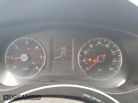 2014 Volkswagen Jetta TDI w/Premium with VIN 3VW3L7AJ9EM438697, listed as a Copart auction lot 57641645 with 191,231 mi miles and Salvage title. Bid and sale history available at DreamBid. Image 9.