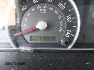 2007 Kia Sorento LX with VIN KNDJD736775665931, listed as a IAAI auction lot 42471301 with 119,870 mi miles and . Bid and sale history available at DreamBid. Image 15.
