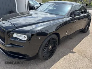 2019 Rolls-Royce Wraith z VIN SCA665C54KUX87311, wystawiony jako Copart lot #52000635 z przebiegiem 14 875 mil mil oraz Tytuł czysty. Historia ofert i sprzedaży dostępna na DreamBid. Obrazek 2.