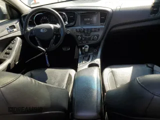 2012 Kia Optima SX z VIN 5XXGR4A64CG023279, wystawiony jako Copart lot #61482775 z przebiegiem 213 282 mil mil oraz Czysty tytuł • Clean title. Historia ofert i sprzedaży dostępna na DreamBid. Obrazek 8.