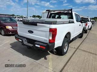 2019 Ford F-250 XL with VIN 1FT7X2B62KEE27421, listed as a IAAI auction lot 42875164 with 143,483 mi miles and . Bid and sale history available at DreamBid. Image 27.