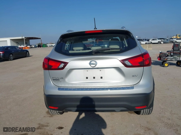 2018 Nissan Rogue Sport SV with VIN JN1BJ1CP4JW107378, listed as a IAAI auction lot 41519648 with 88,585 mi miles. Bid and sale history available at carsss.com. Image 16.