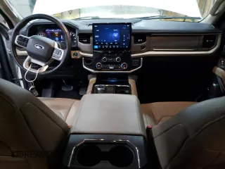 2024 Ford Expedition Limited z VIN 1FMJU2A8XREA65801, wystawiony jako Copart lot #56573385 z przebiegiem 45 392 mil mil oraz Czysty tytuł • Clean title. Historia ofert i sprzedaży dostępna na DreamBid. Obrazek 8.
