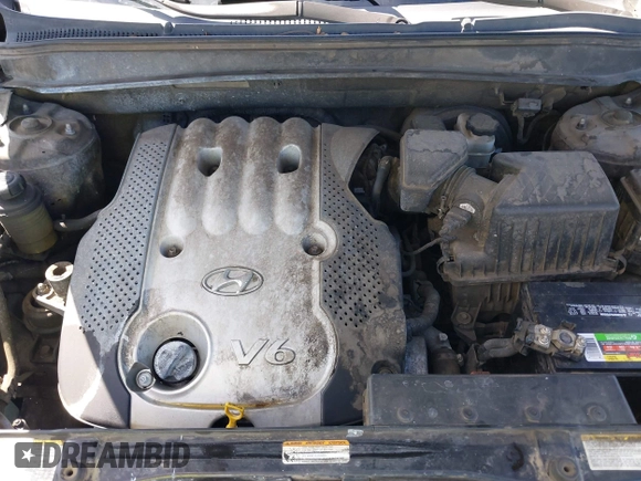 2007 Hyundai Santa Fe GLS with VIN 5NMSG13DX7H061536, listed as a IAAI auction lot 42675665 with 220,025 mi miles and . Bid and sale history available at DreamBid. Image 10.