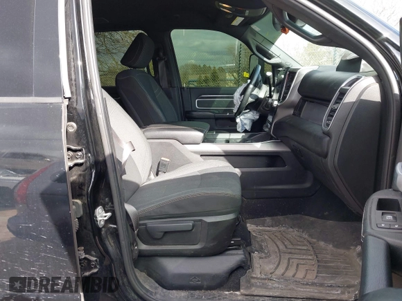 2022 Ram 2500 Big Horn with VIN 3C6UR5DL1NG166403, listed as a IAAI auction lot 41936951 with 76,537 mi miles and . Bid and sale history available at DreamBid. Image 5.