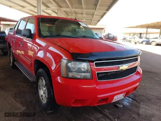 2010 Chevrolet Avalanche LS with VIN 3GNVKEE06AG296698, listed as a IAAI auction lot 41683249 with 172,792 mi miles. Bid and sale history available at carsss.com. Image 1.