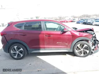 2017 Hyundai Tucson Value with VIN KM8J33A29HU390142, listed as a IAAI auction lot 41816840 with 55,750 mi miles. Bid and sale history available at carsss.com. Image 14.