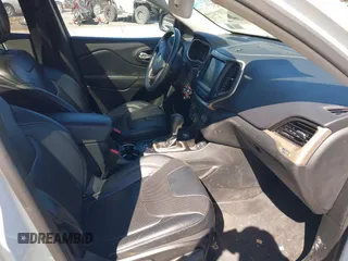 2014 Jeep Cherokee Limited с VIN 1C4PJMDS0EW185573, выставлен на аукционе IAAI как лот 41829461 с пробегом 81 101 миль миль и . История ставок и продаж доступна на DreamBid. Изображение 5.