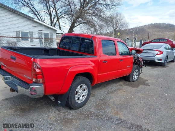2007 Toyota Tacoma with VIN 5TELU42N07Z322990, listed as a IAAI auction lot 41878990 with 166,953 mi miles. Bid and sale history available at carsss.com. Image 4.