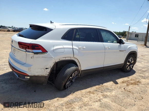 2023 Volkswagen Atlas SE with VIN 1V2DC2CA4PC214280, listed as a Copart auction lot 55832815 with 28,163 mi miles and Salvage title. Bid and sale history available at DreamBid. Image 3.