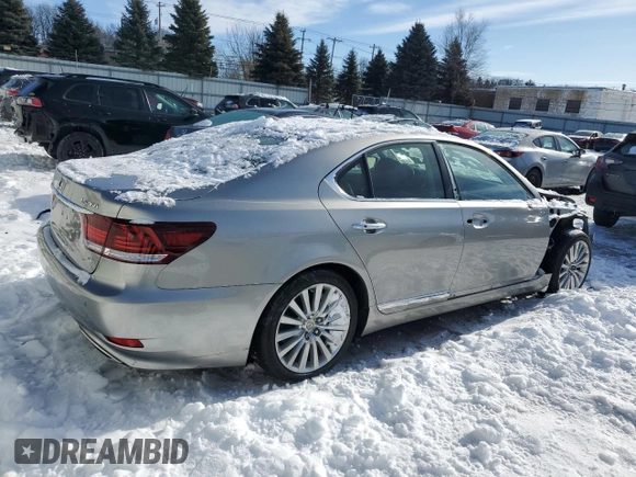 2017 Lexus LS 460 with VIN JTHCL5EF7H5027577, listed as a Copart auction lot 45211675 with 38,802 mi miles and Salvage title. Bid and sale history available at DreamBid. Image 3.