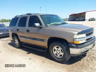 2004 Chevrolet Tahoe LT with VIN 1GNEC13Z04R118619, listed as a IAAI auction lot 42037638 with 234,472 mi miles. Bid and sale history available at carsss.com. Image 1.