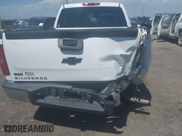 2009 Chevrolet Silverado 1500 LT with VIN 3GCEC23039G118833, listed as a IAAI auction lot 42018681 with 212,044 mi miles. Bid and sale history available at carsss.com. Image 17.