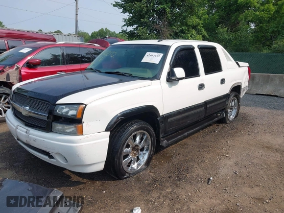 2003 Chevrolet Avalanche with VIN 3GNEC13T93G320904, listed as a IAAI auction lot 42402192 with 140,728 mi miles and . Bid and sale history available at DreamBid. Image 2.