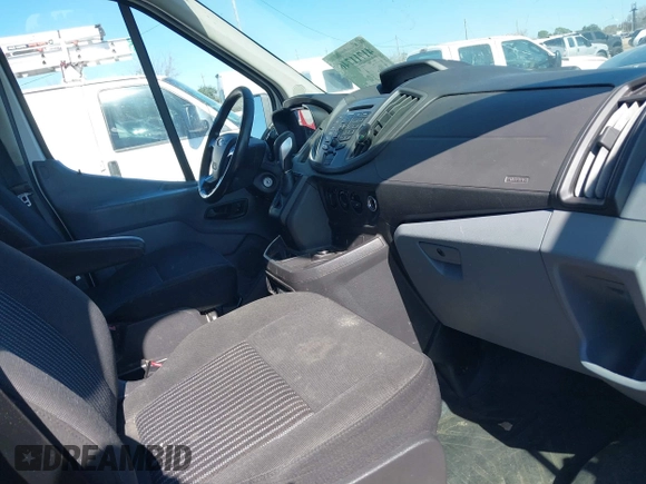 2019 Ford Transit Cargo with VIN 1FTBF4XG4KKB77790, listed as a IAAI auction lot 41711746 with 198,739 mi miles. Bid and sale history available at carsss.com. Image 5.