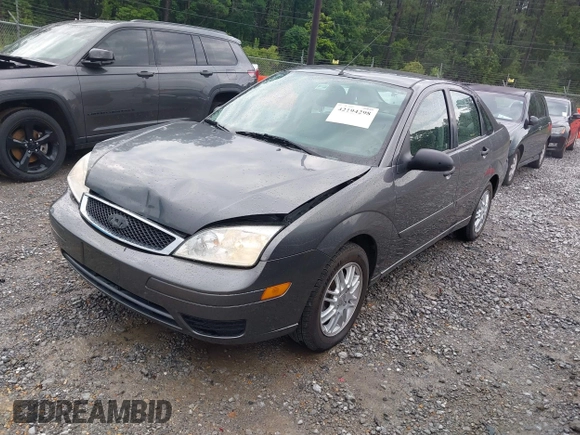 2006 Ford Focus S with VIN 1FAFP34N16W146626, listed as a IAAI auction lot 42194298 with 135,128 mi miles and . Bid and sale history available at carsss.com. Image 2.