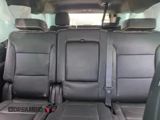 2023 GMC Yukon XL SLT z VIN 1GKS2GKD3PR282110, wystawiony jako Copart lot #52950425 z przebiegiem 99 147 mil mil oraz Szkoda całkowita • Salvage title. Historia ofert i sprzedaży dostępna na DreamBid. Obrazek 10.