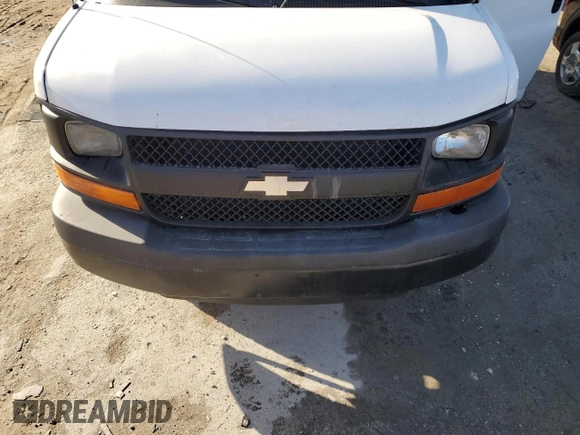 2007 Chevrolet Express Cargo z VIN 1GCHG35U371133125, wystawiony jako Copart lot #78448674 z przebiegiem Nie podano mil oraz Czysty tytuł • Clean title. Historia ofert i sprzedaży dostępna na DreamBid. Obrazek 12.