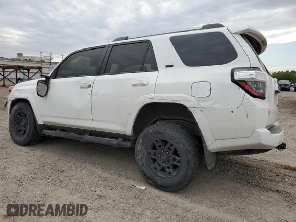2021 Toyota 4Runner SR5 Premium with VIN JTENU5JR4M5872688, listed as a Copart auction lot 48502715 with 57,409 mi miles and Clean title. Bid and sale history available at DreamBid. Image 2.