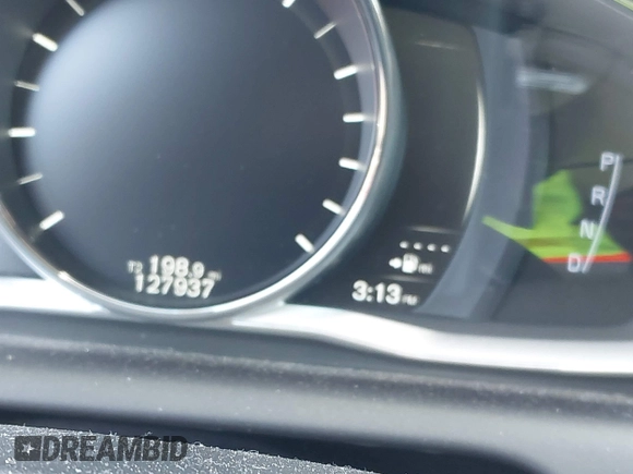 2017 Volvo XC60 Inscription z VIN YV449MRU5H2009231, wystawiony jako IAAI lot #42054593 z przebiegiem 127 937 mil mil oraz . Historia ofert i sprzedaży dostępna na DreamBid. Obrazek 7.