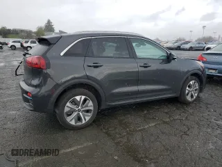 2022 Kia Niro S with VIN KNDCC3LG5N5160738, listed as a Copart auction lot 44829955 with 41,585 mi miles and Salvage Title. Bid and sale history available at DreamBid. Image 3.