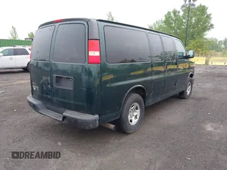 2008 Chevrolet City Express Cargo z VIN 1GNFG154781213063, wystawiony jako IAAI lot #42198836 z przebiegiem 418 879 mil mil oraz . Historia ofert i sprzedaży dostępna na DreamBid. Obrazek 4.