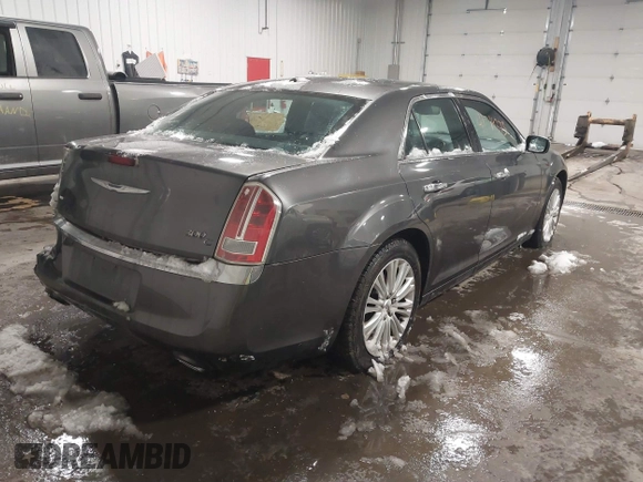 2014 Chrysler 300 C with VIN 2C3CCAKG8EH345577, listed as a IAAI auction lot 41719373 with 152,081 mi miles and . Bid and sale history available at carsss.com. Image 4.