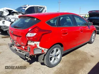 2014 Ford Focus SE with VIN 1FADP3K28EL265726, listed as a IAAI auction lot 41761931 with 86,740 mi miles. Bid and sale history available at carsss.com. Image 4.