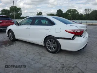 2017 Toyota Camry XLE z VIN 4T1BF1FK4HU703560, wystawiony jako Copart lot #58916665 z przebiegiem 93 281 mil mil oraz Szkoda całkowita • Salvage title. Historia ofert i sprzedaży dostępna na DreamBid. Obrazek 2.