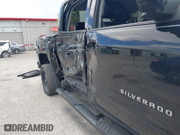 2015 Chevrolet Silverado 1500 LT with VIN 3GCPCREC9FG468813, listed as a IAAI auction lot 39908400 with 170,989 mi miles and . Bid and sale history available at DreamBid. Image 21.