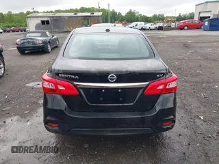 2018 Nissan Sentra SV z VIN 3N1AB7AP3JL653786, wystawiony jako IAAI lot #42267093 z przebiegiem 95 712 mil mil oraz . Historia ofert i sprzedaży dostępna na DreamBid. Obrazek 17.
