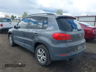 2016 Volkswagen Tiguan S with VIN WVGBV7AX6GW607716, listed as a IAAI auction lot 42085386 with 154,348 mi miles and . Bid and sale history available at DreamBid. Image 3.