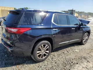 2020 Chevrolet Traverse High Country with VIN 1GNEVNKW4LJ113963, listed as a Copart auction lot 72457154 with 70,760 mi miles and Salvage Title. Bid and sale history available at carsss.com. Image 3.