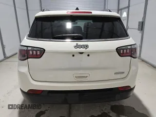 2019 Jeep Compass Latitude with VIN 3C4NJCBB4KT840548, listed as a Copart auction lot 61384165 with 113,434 mi miles and Clean title. Bid and sale history available at DreamBid. Image 6.