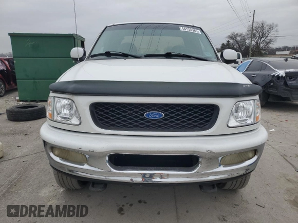 1997 Ford F-150 XL with VIN 1FTDX18W0VND35264, listed as a Copart auction lot 44133565 with 227,643 mi miles and Clean Title. Bid and sale history available at carsss.com. Image 5.