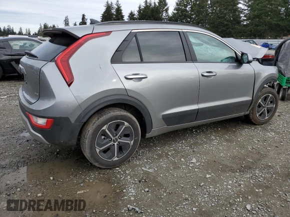 2024 Kia Niro LX with VIN KNDCP3LE8R5137124, listed as a Copart auction lot 49130575 with 0 mi miles and Salvage Title. Bid and sale history available at carsss.com. Image 3.