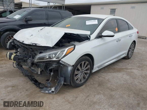 2015 Hyundai Sonata Limited with VIN 5NPE34AF8FH043701, listed as a IAAI auction lot 42031281 with 175,210 mi miles and . Bid and sale history available at carsss.com. Image 18.