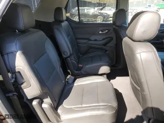 2021 Chevrolet Traverse LT Leather with VIN 1GNERHKW7MJ267963, listed as a Copart auction lot 51031185 with 32,460 mi miles and Salvage Title. Bid and sale history available at carsss.com. Image 11.