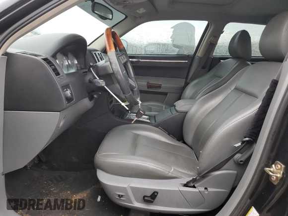 2005 Chrysler 300 Touring AWD with VIN 2C3JK53G25H696808, listed as a Copart auction lot 80527754 with 138,351 mi miles and Clean Title. Bid and sale history available at DreamBid. Image 7.