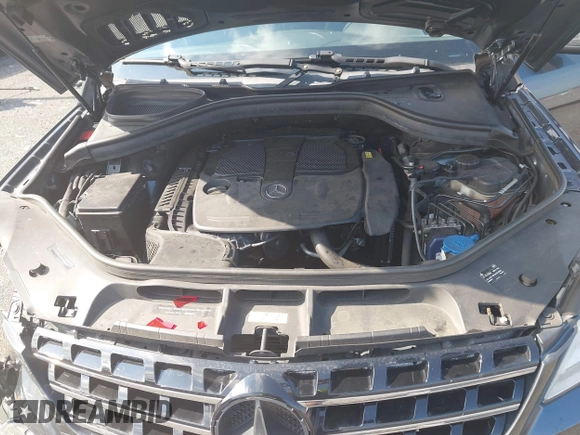 2015 Mercedes-Benz M 350 with VIN 4JGDA5HB9FA522206, listed as a IAAI auction lot 42634089 with 120,000 mi miles and . Bid and sale history available at DreamBid. Image 10.