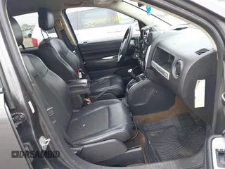2016 Jeep Compass High Altitude z VIN 1C4NJDEB2GD685450, wystawiony jako IAAI lot #42017730 z przebiegiem 162 646 mil mil oraz . Historia ofert i sprzedaży dostępna na DreamBid. Obrazek 5.