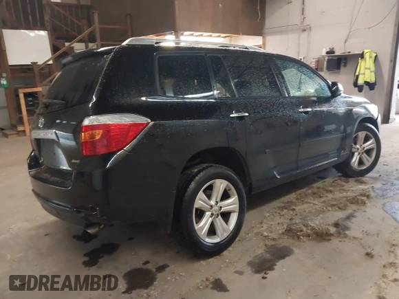 2010 Toyota Highlander Limited with VIN 5TDDK3EH3AS037831, listed as a IAAI auction lot 42114480 with 241,658 mi miles and . Bid and sale history available at DreamBid. Image 4.