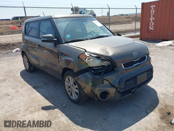 2012 Kia Soul + with VIN KNDJT2A69C7403710, listed as a IAAI auction lot 41916201 with 163,064 mi miles. Bid and sale history available at carsss.com. Image 1.